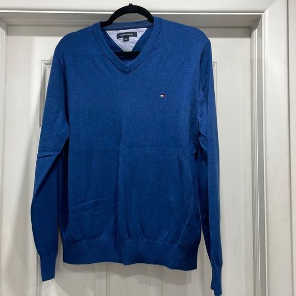 Tommy Hilfiger Other - Tommy Hilfiger Men’s V Neck Sweater size L blue 100% cotton